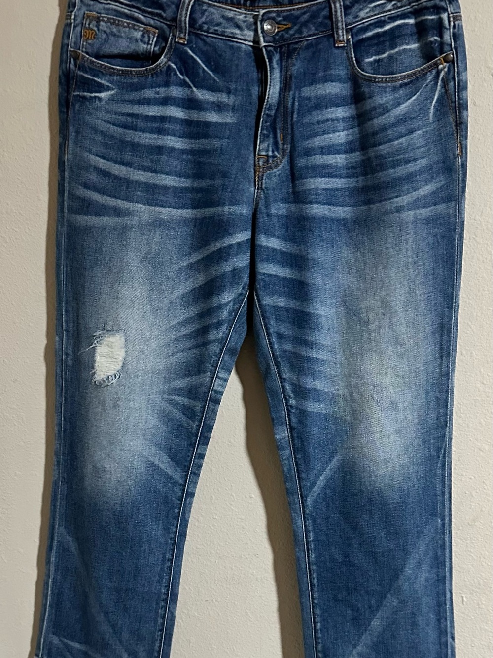 Miss Me Cropped/BF Capri Washed Blue Straight Jeans